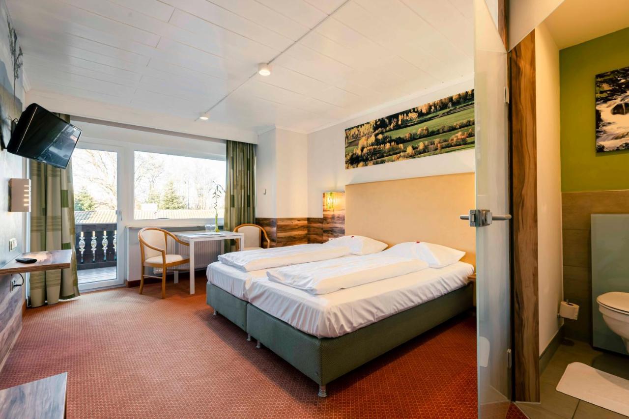 Landhotel Gruenwies -Bonsai-Wellness Garni (Adults Only) Lohberg Exterior photo